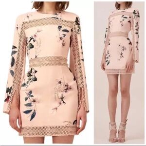 Keepsake The Label NWT Do it Right Floral Exclusive Print Mini Cutout Dress